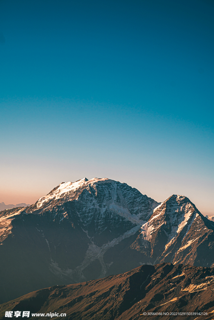 冬季雪山