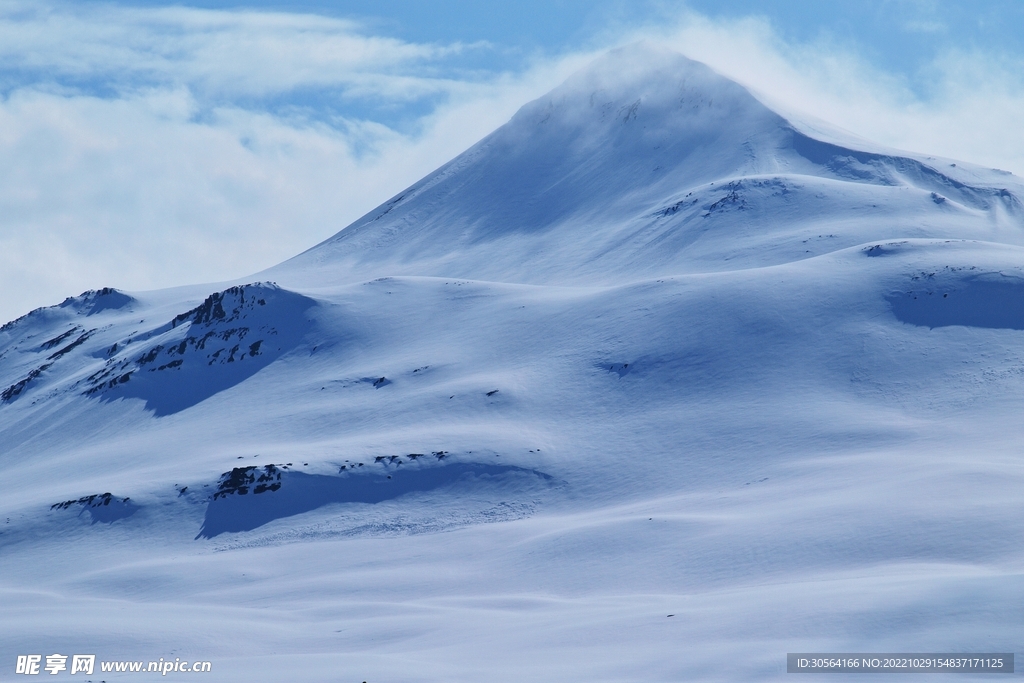 冬季雪山