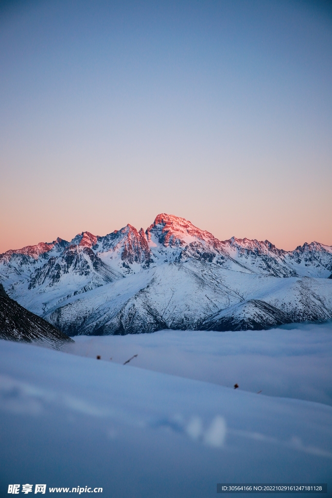 冬季雪山