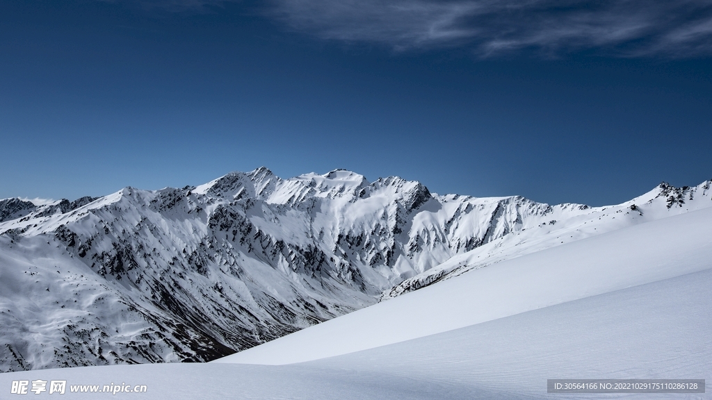 冬季雪山