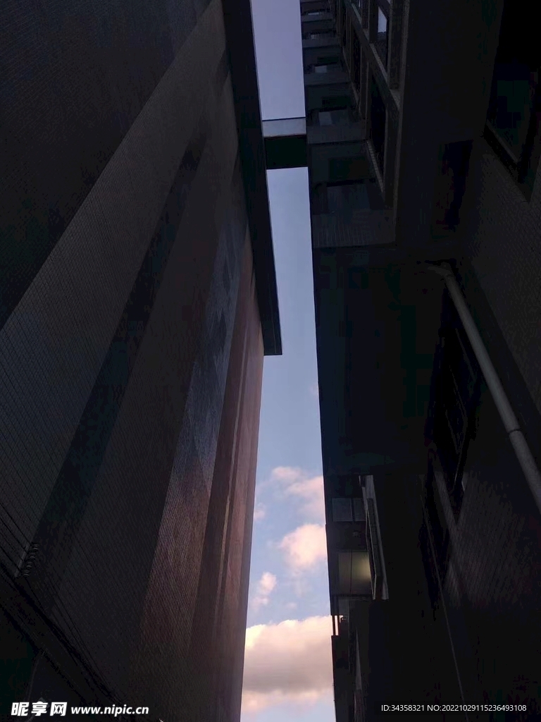 遇上天空