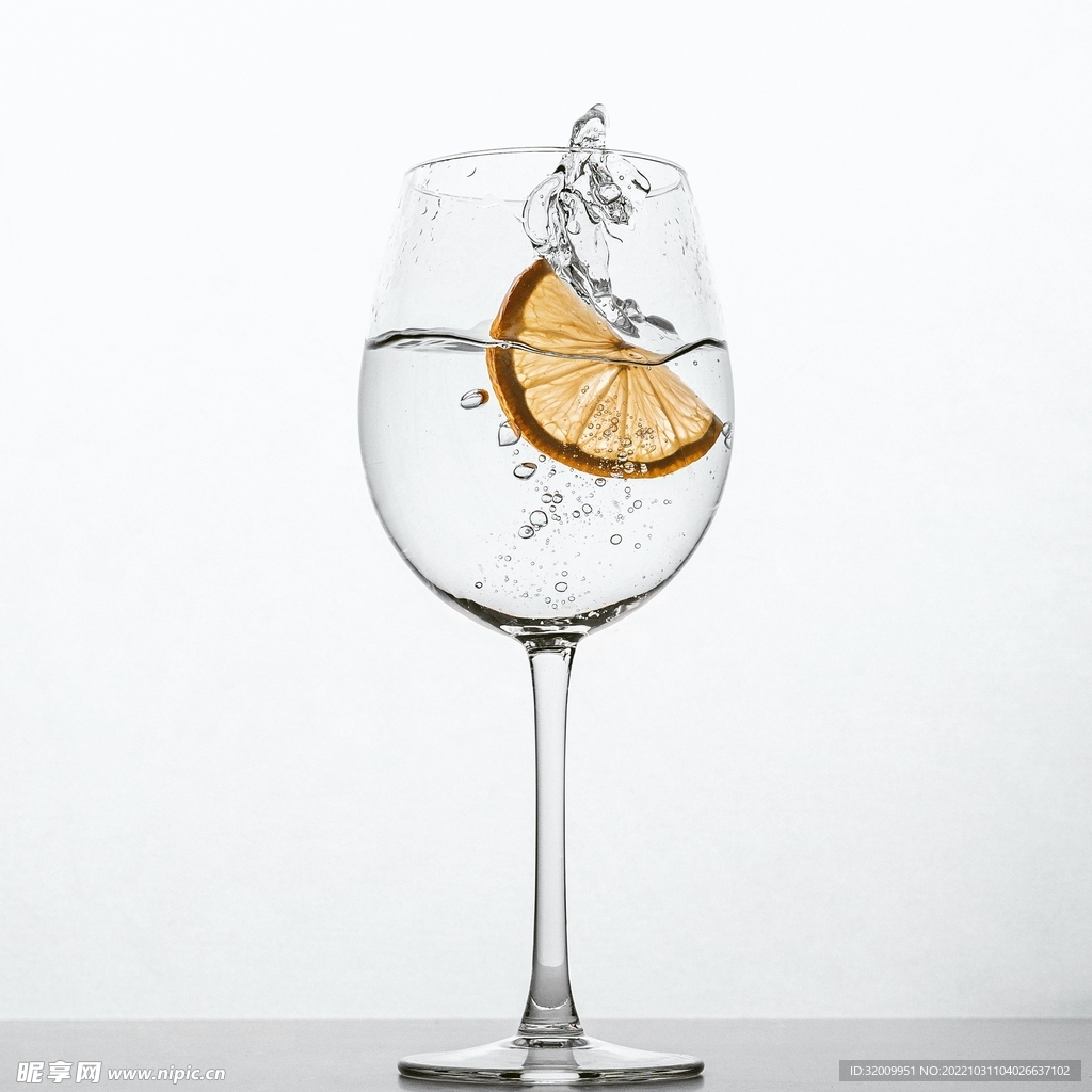 酒杯             