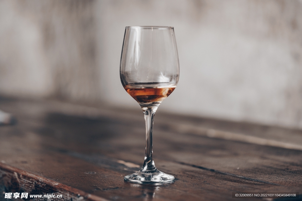酒杯             