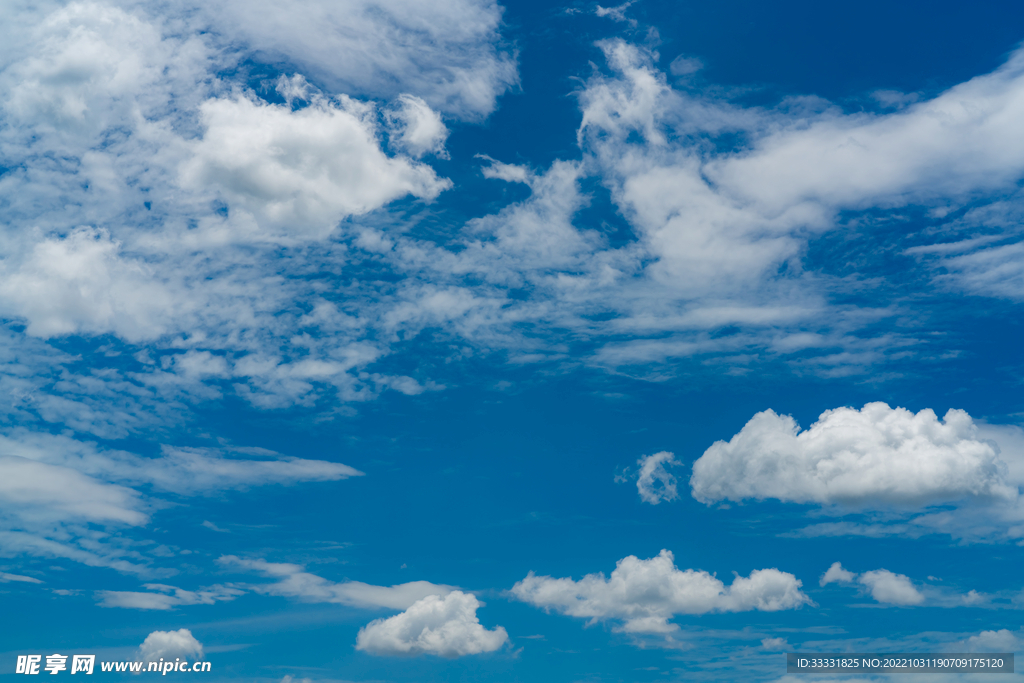 蓝天白云