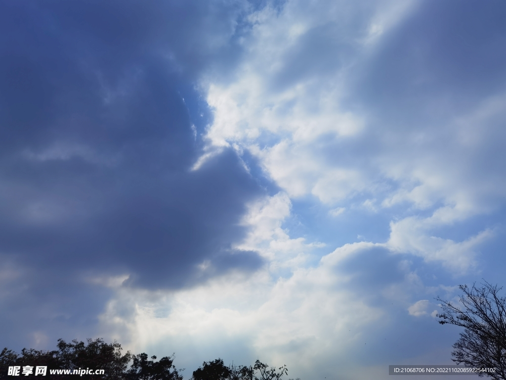 天空