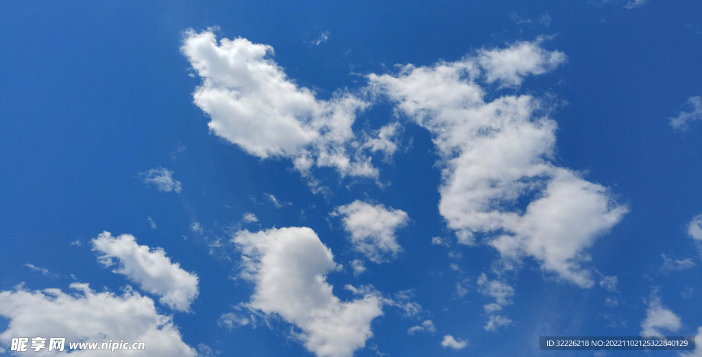 蓝天白云 