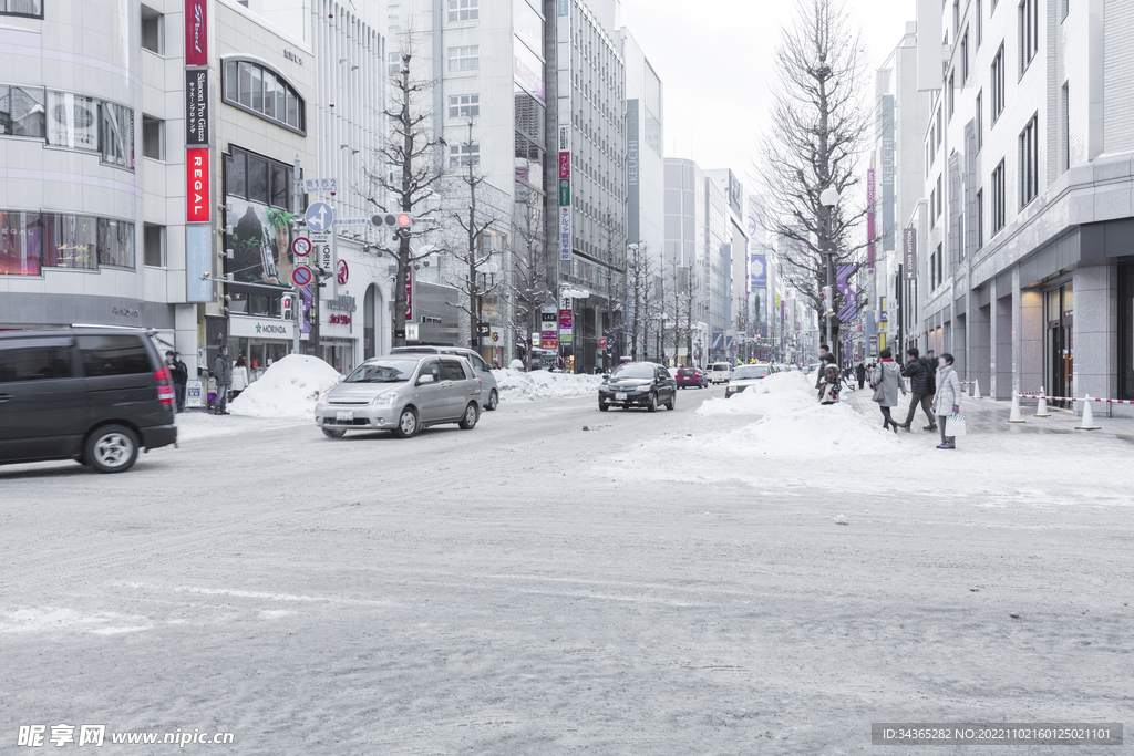 城市雪景