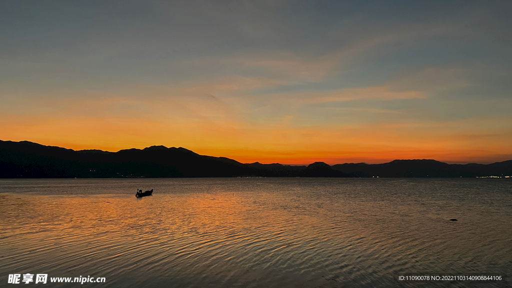  夕阳晚霞