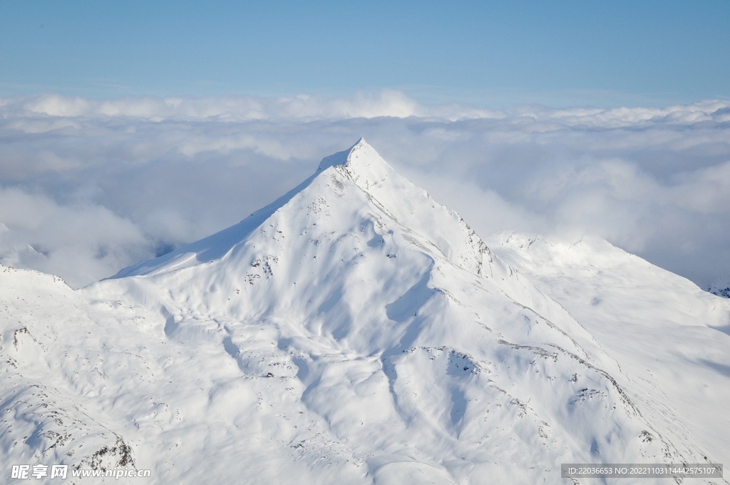 阿尔卑斯山雪山