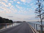 跨湖路桥