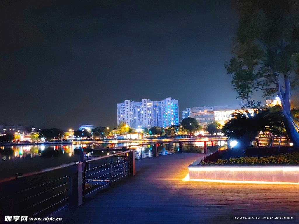 湿地公园城市夜景