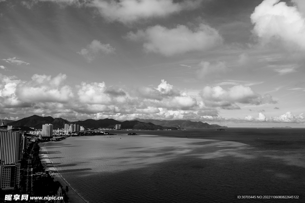 湖泊和天空