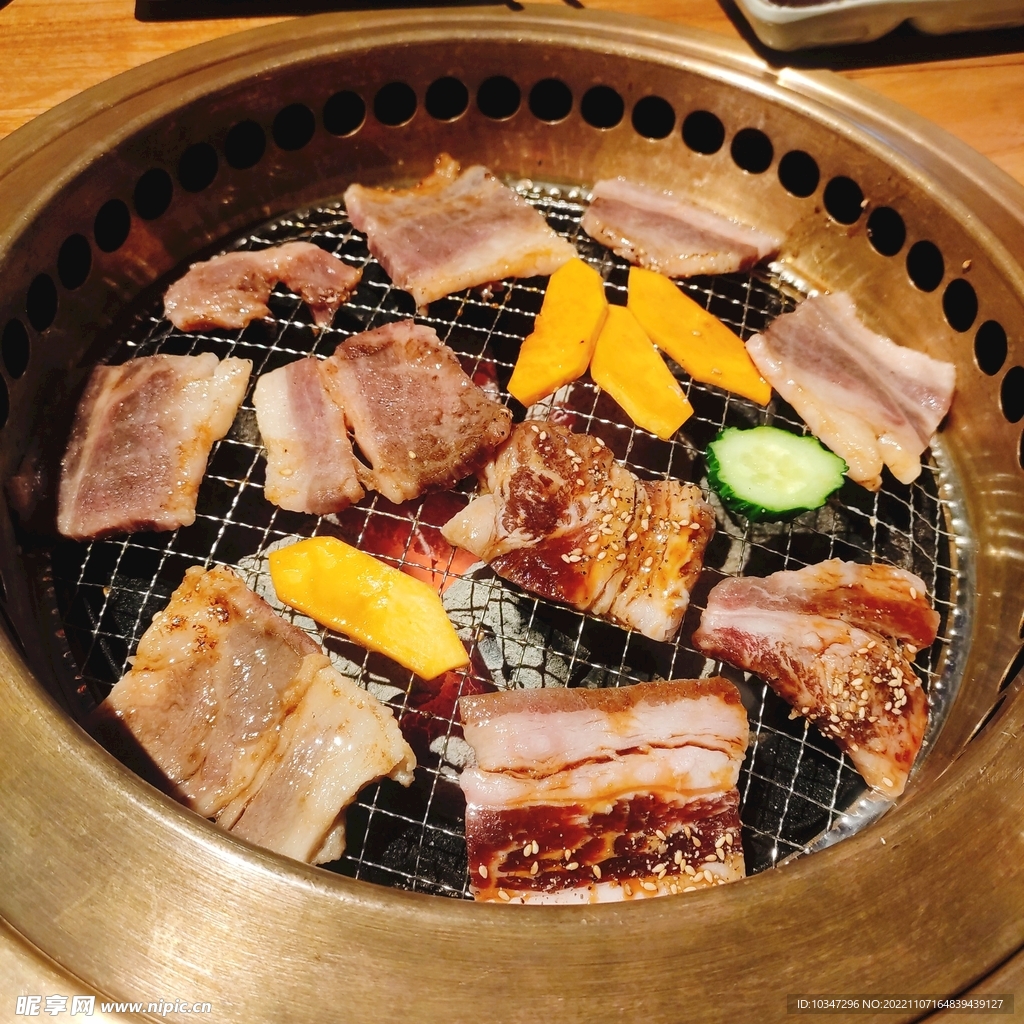 烤肉  