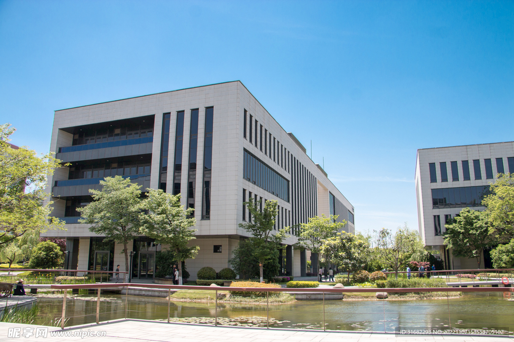 城市创业园区建筑大楼