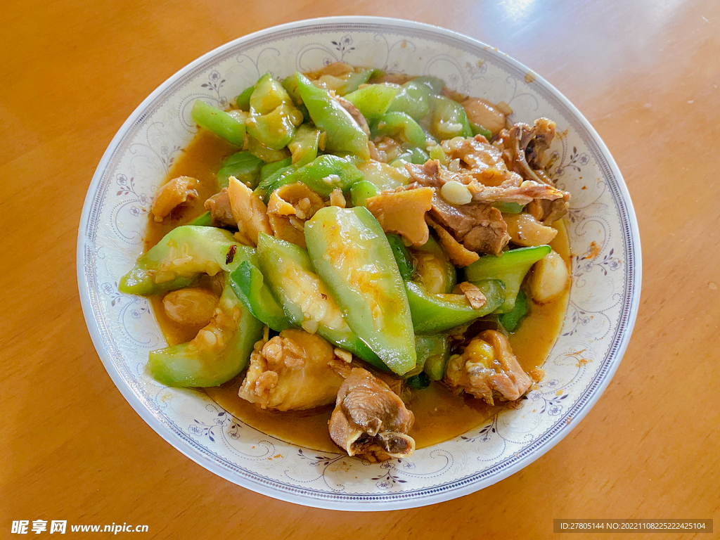 丝瓜焖鸡 肉