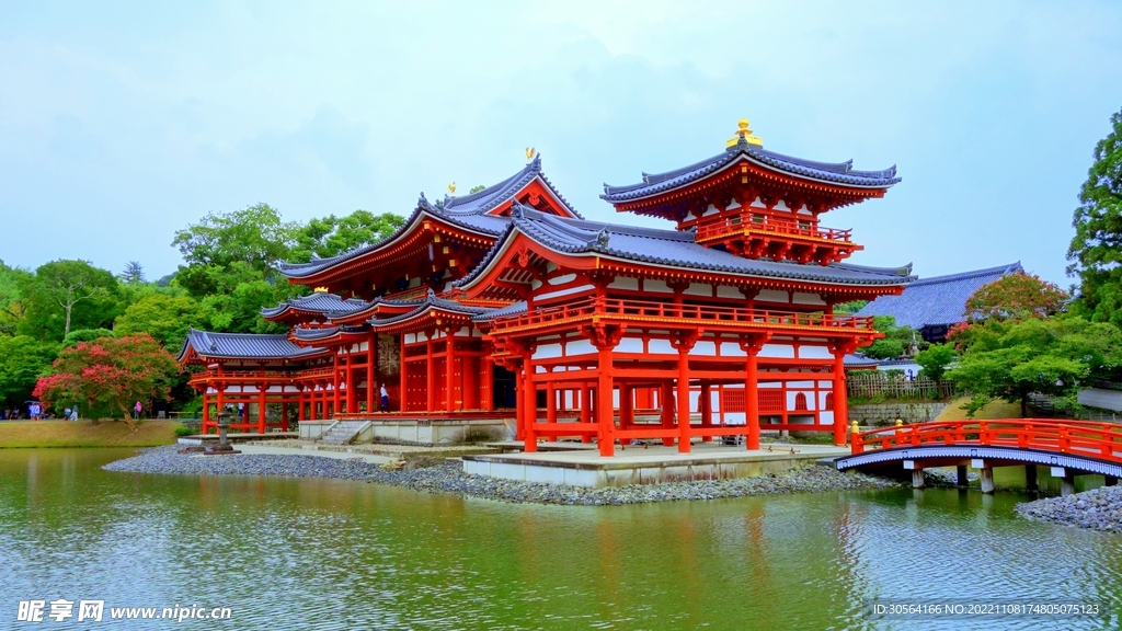 公园复古凉亭