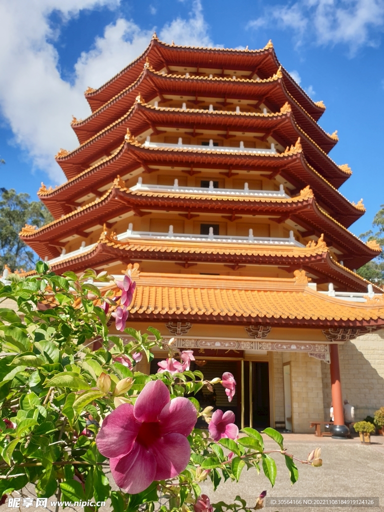 复古寺庙建筑