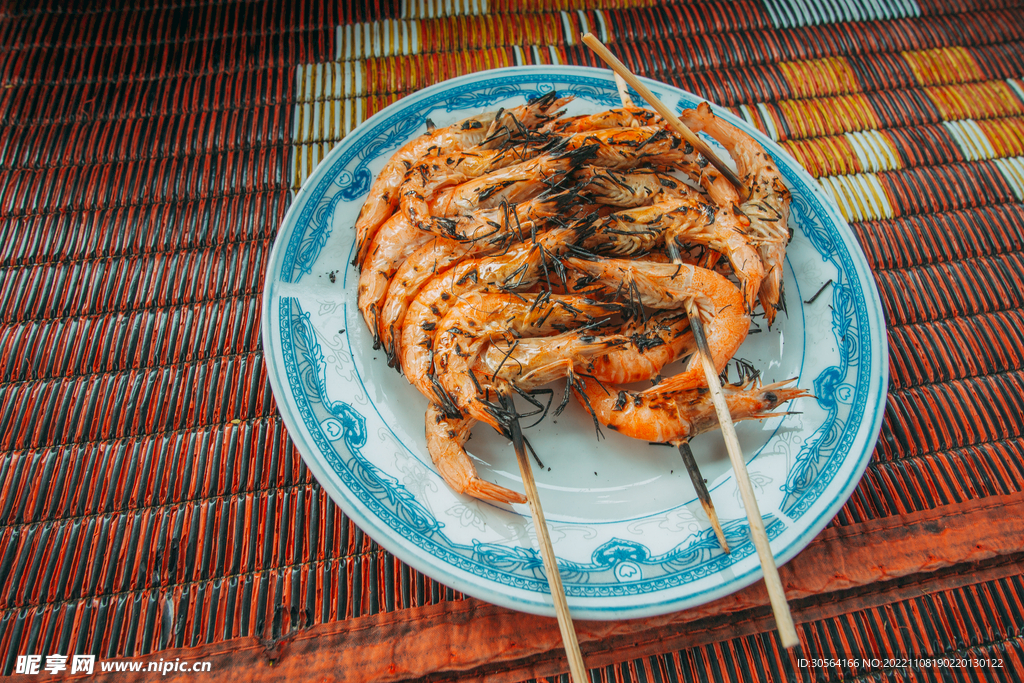 大虾烤串美食