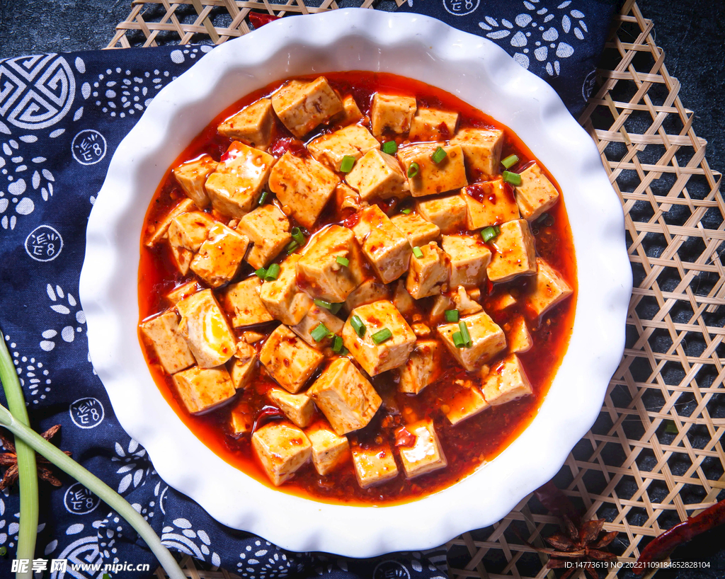 特制日式麻婆豆腐的做法_特制日式麻婆豆腐怎么做_特制日式麻婆豆腐的家常做法_吾明【心食谱】