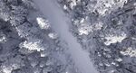 航拍山间雪景