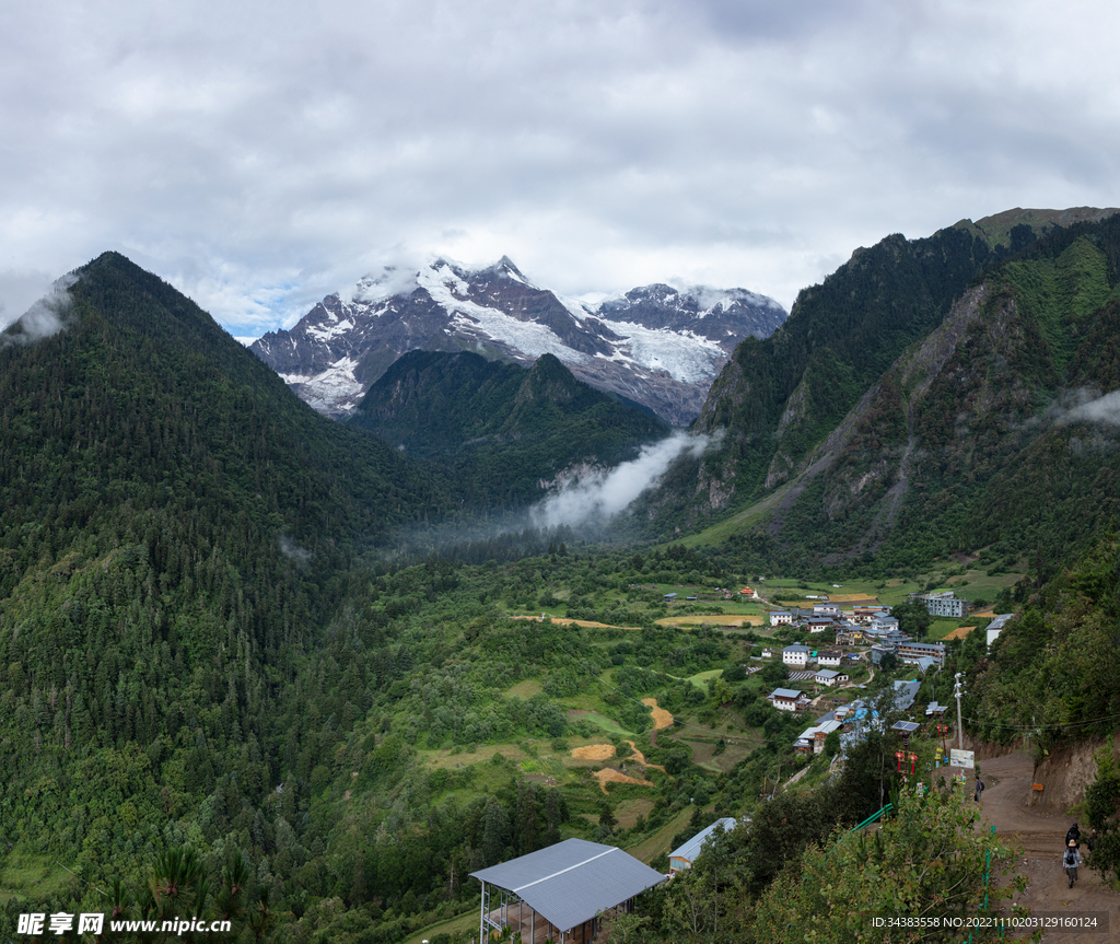 梅里雪山