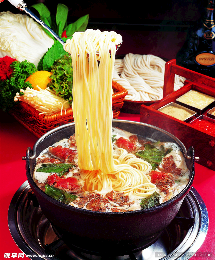 韩式牛肉火锅面