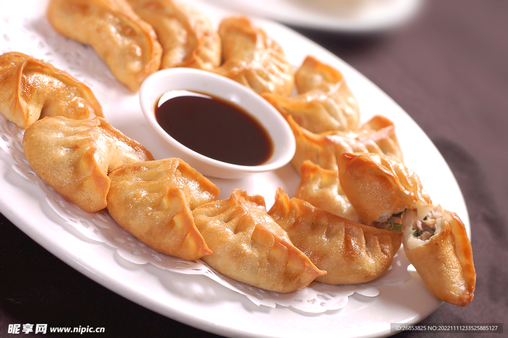 韭菜锅贴饺