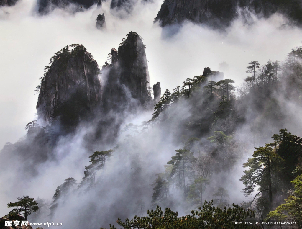 黄山秀丽风光