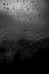 免抠窗户雨水雨滴透明背景素材