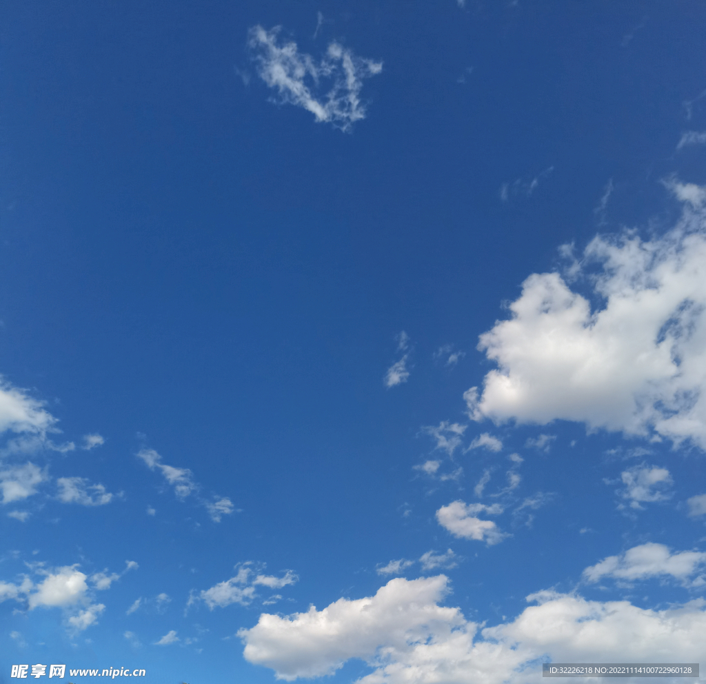 蓝天白云