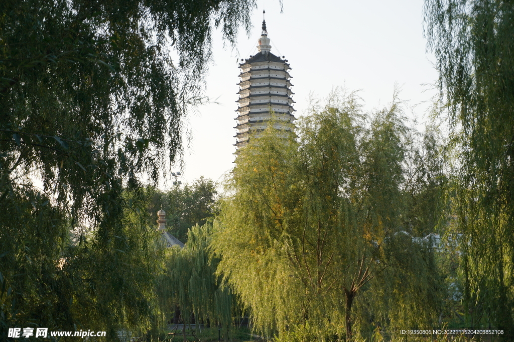 沈阳塔湾舍利塔景色