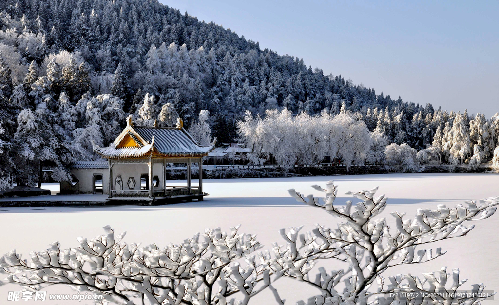 庐山美丽雪景