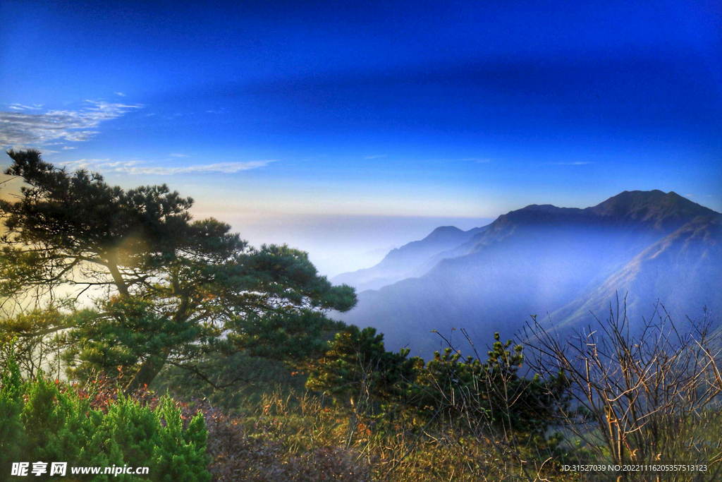 庐山高清风景图