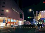 城市街道夜景