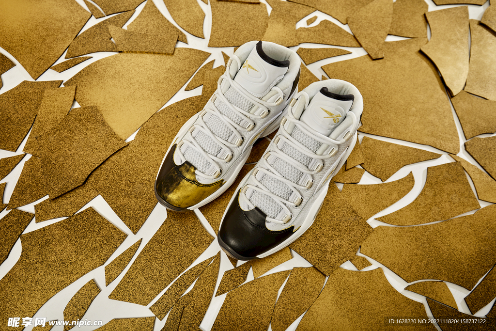REEBOK 休闲 运动旅游鞋