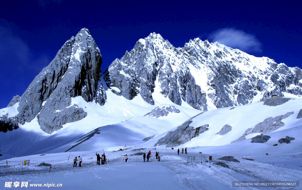 玉龙雪山高清图