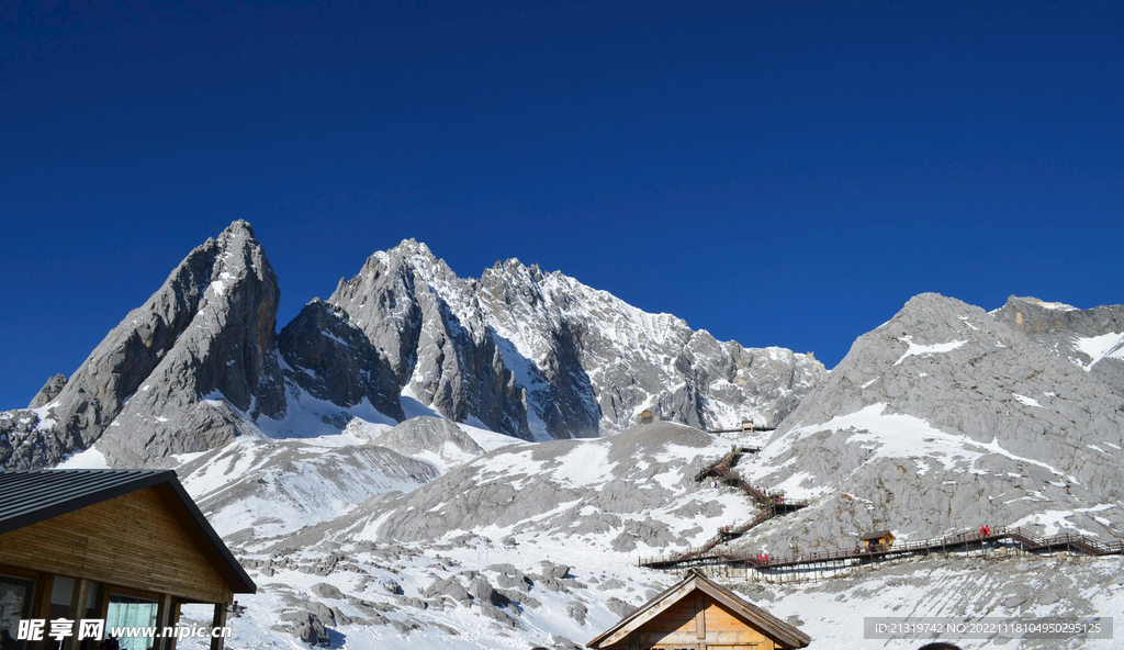 雪山高清摄影