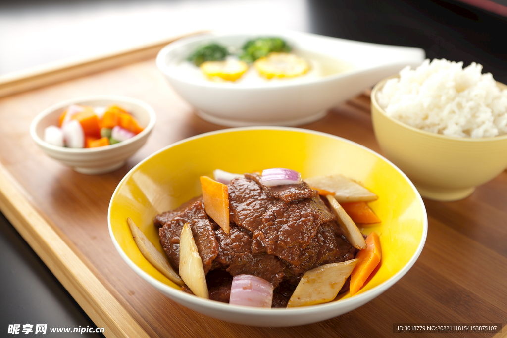 黑椒牛肉