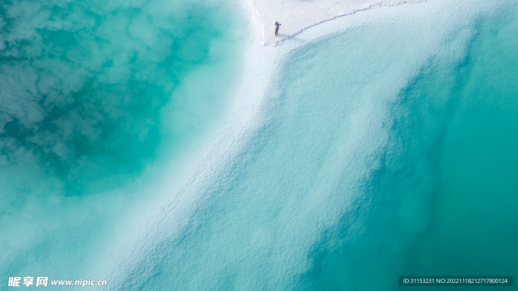 青海海西网红景区翡翠湖