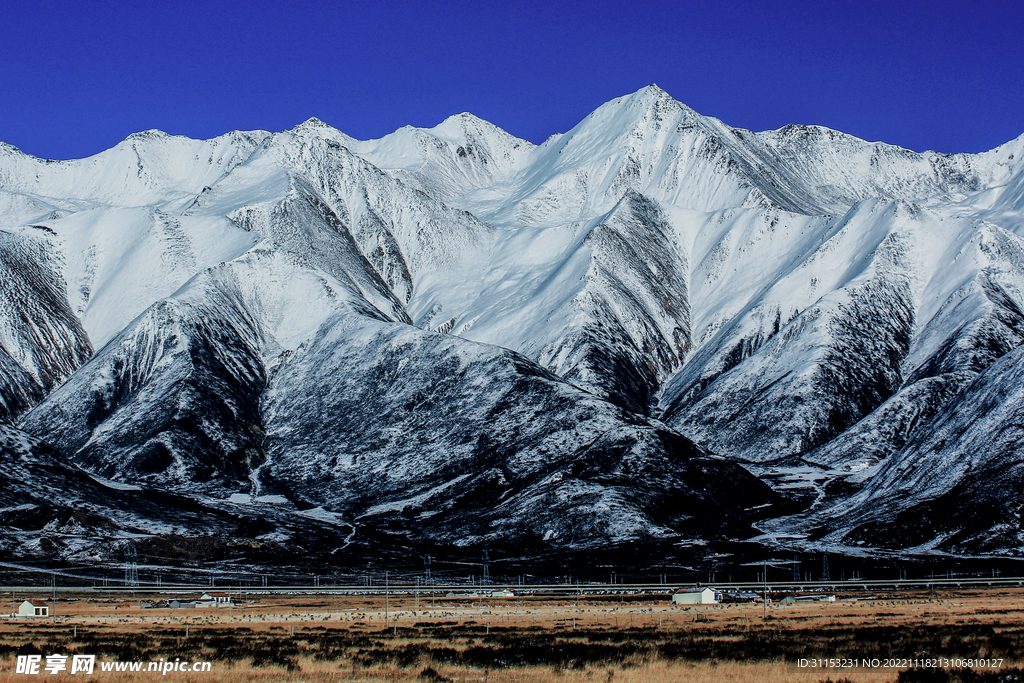 青海门源雪山