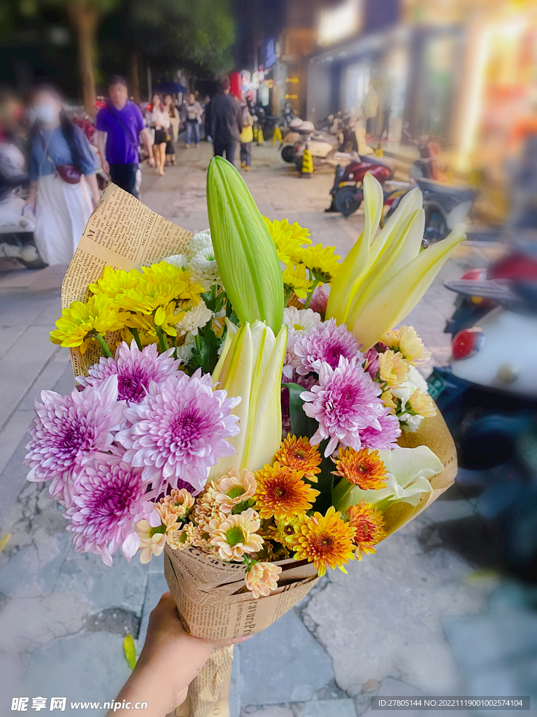 漂亮小菊花束鲜花