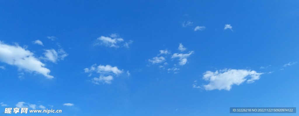 蓝天白云 
