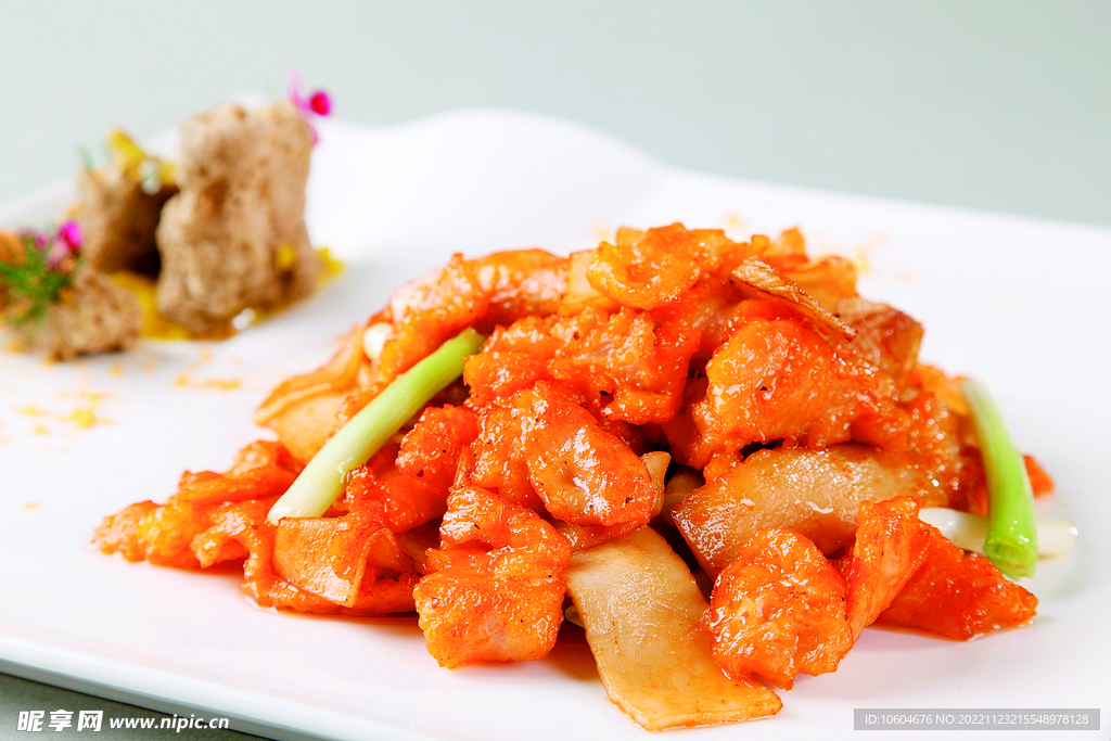 鲍鱼菇蒜香肉