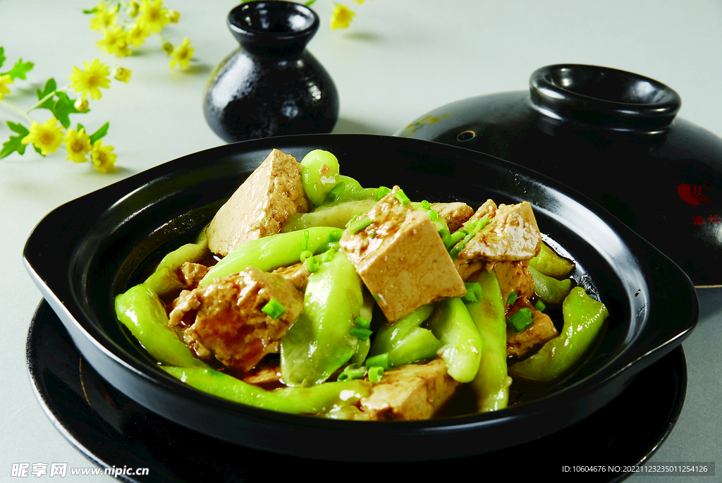 农庄丝瓜煮豆腐