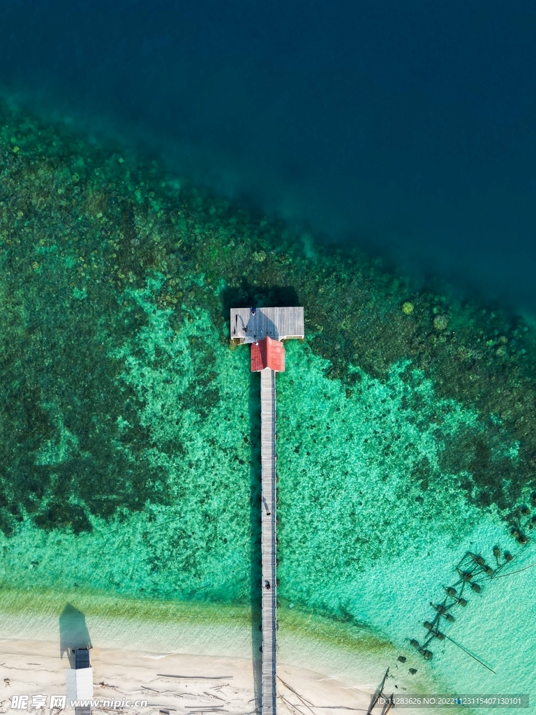 海岛俯视