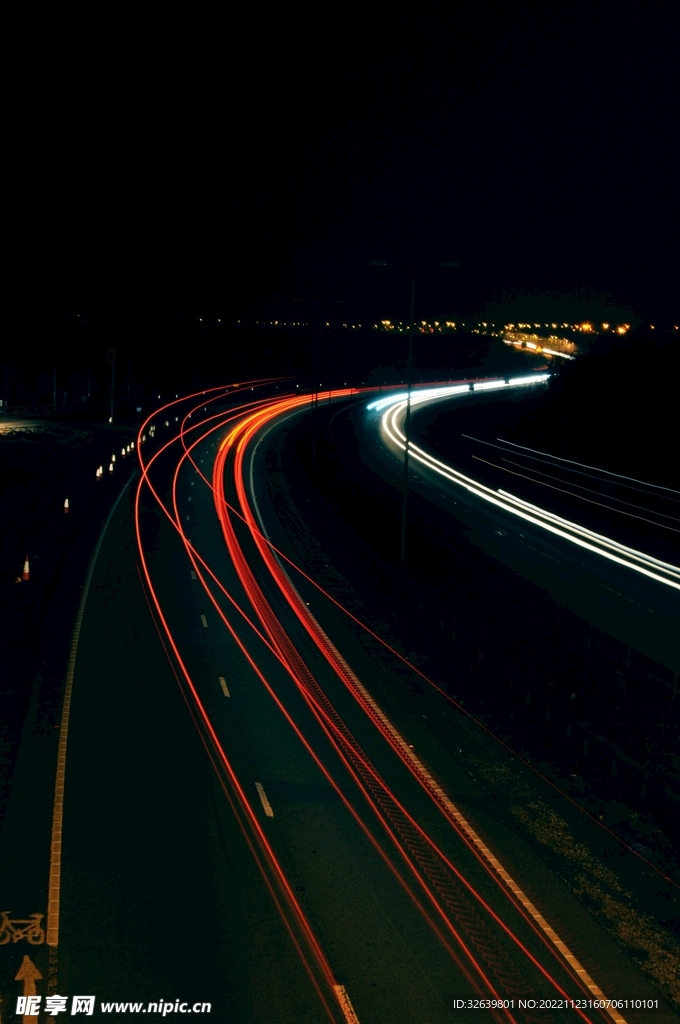 城市道路夜景