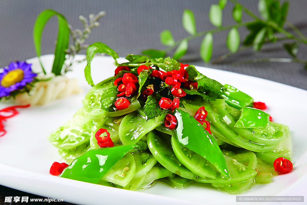 青椒炒青香菇