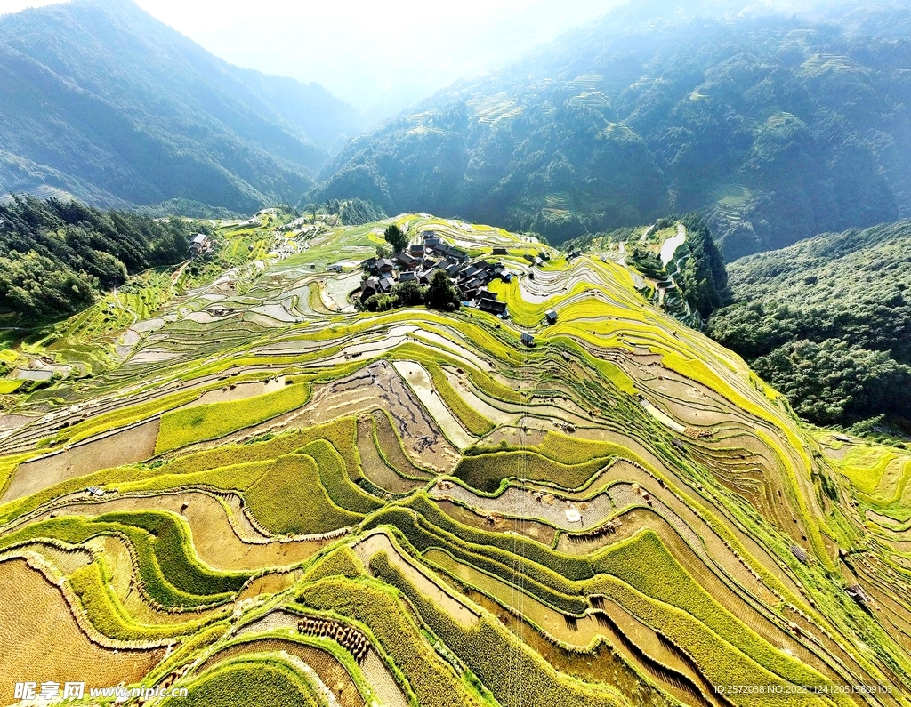 从江加榜梯田风光