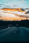 公路上的夕阳