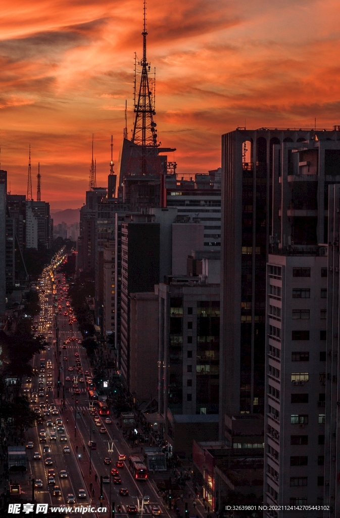 城市黄昏